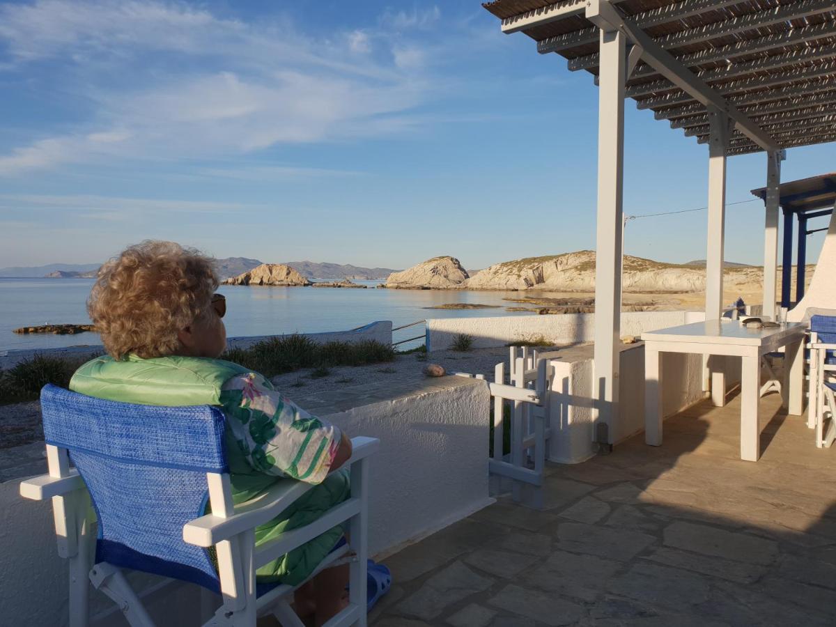 Traditional Waterfront House Mandrakia Esterno foto